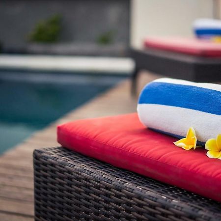 Svarna Hotel Sanur Exteriör bild