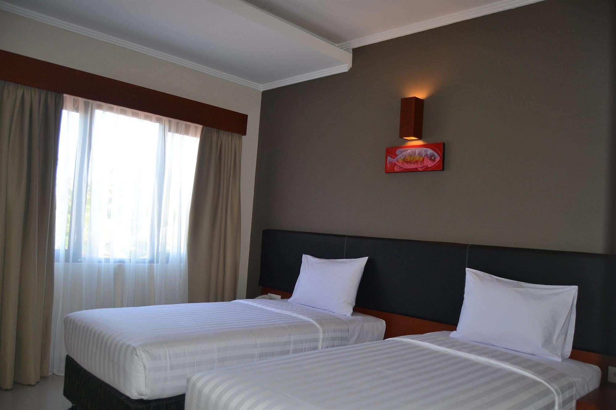 Svarna Hotel Sanur Exteriör bild