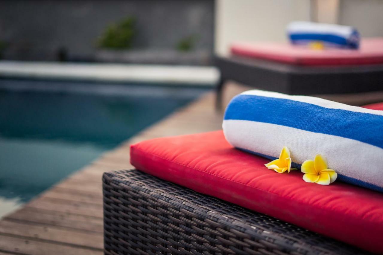 Svarna Hotel Sanur Exteriör bild