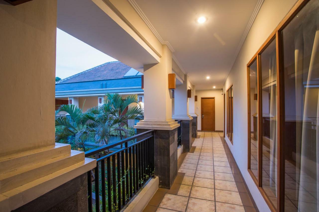 Svarna Hotel Sanur Exteriör bild