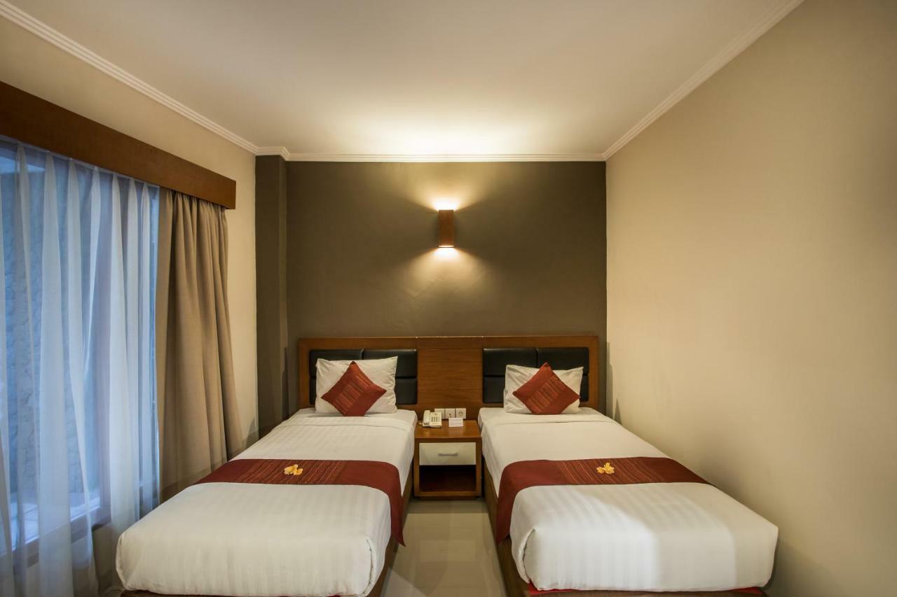 Svarna Hotel Sanur Exteriör bild